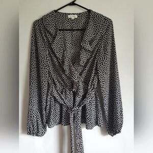 Women's Max Studio black & white polka dot pullover blouse SzSm ruffled neckline